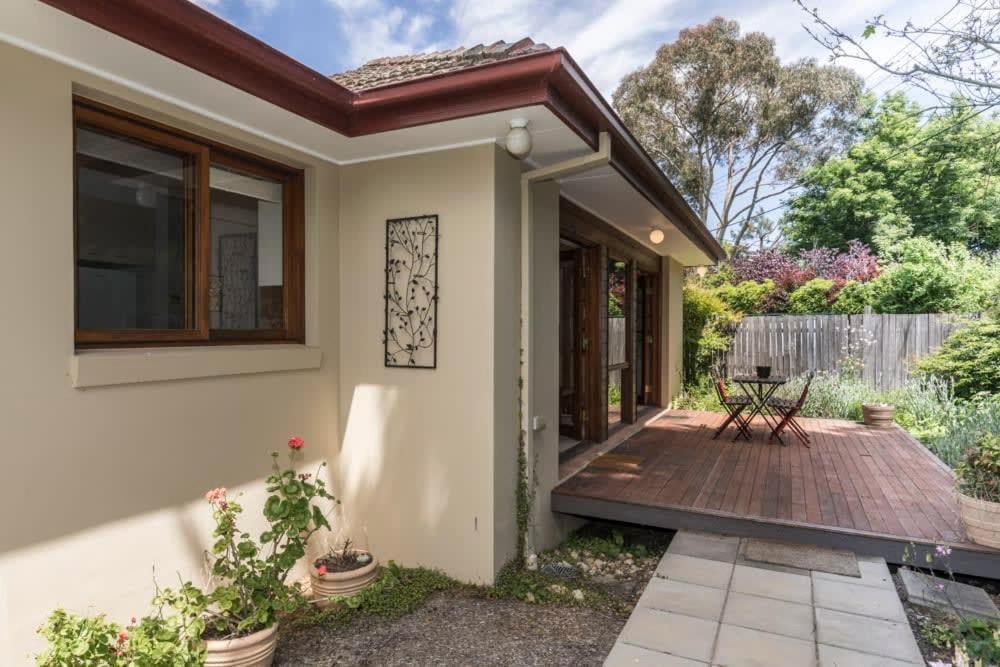 3 Bdrm 2 Bthrm House Close To Canberra Cbd & Anu Extérieur photo